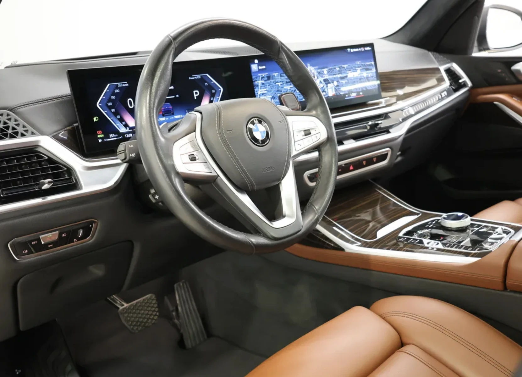 BMW X7 2023 — photo 4 for sale in Qatar