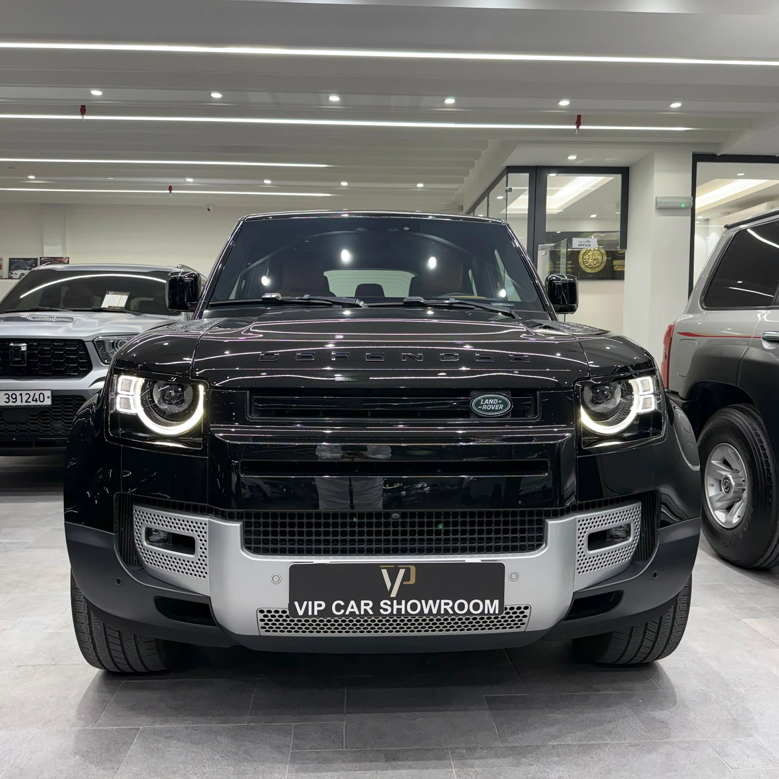 Landrover DEFENDER 110HSE-PHEV 2024