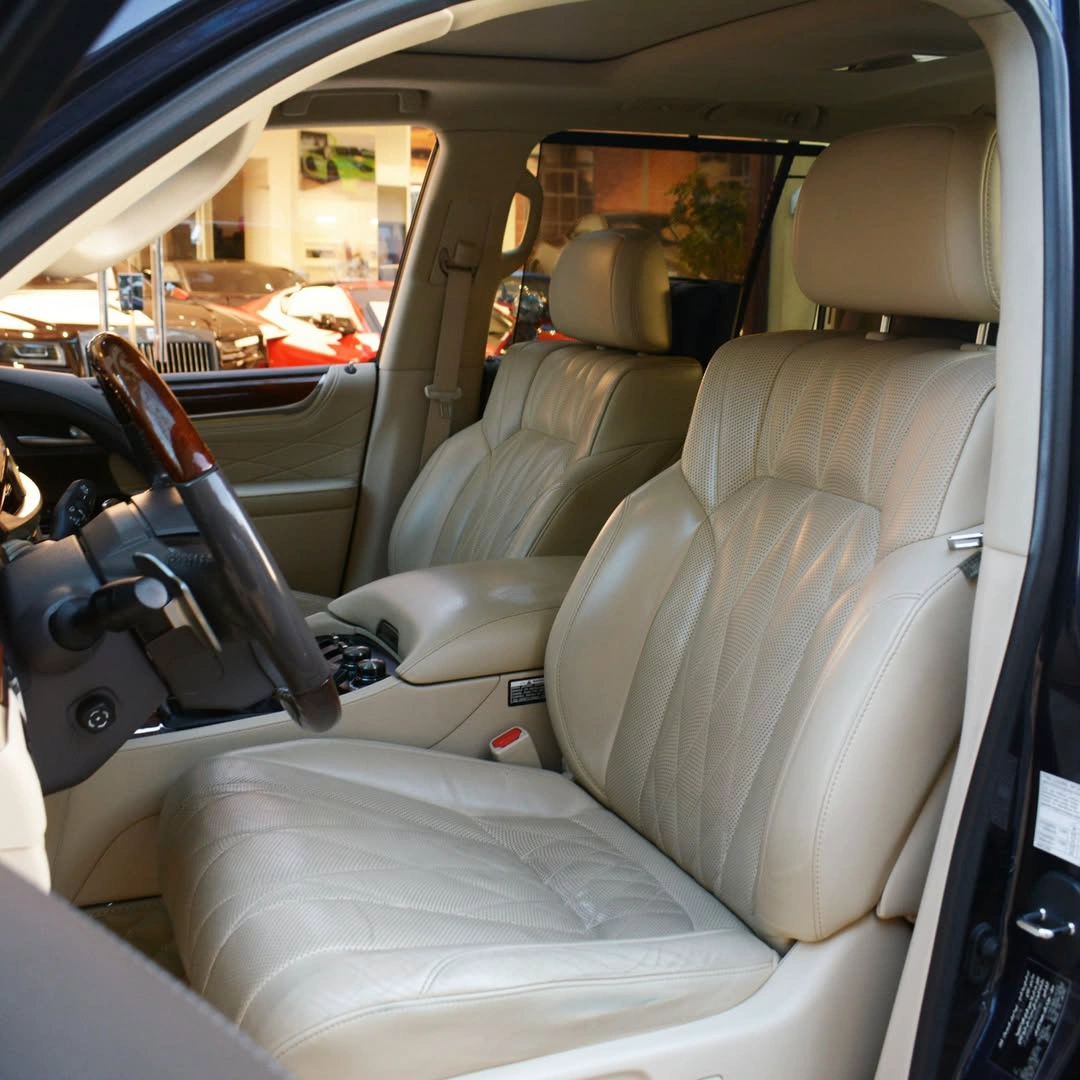 Lexus LX 570 2019 — photo 8 for sale in Qatar