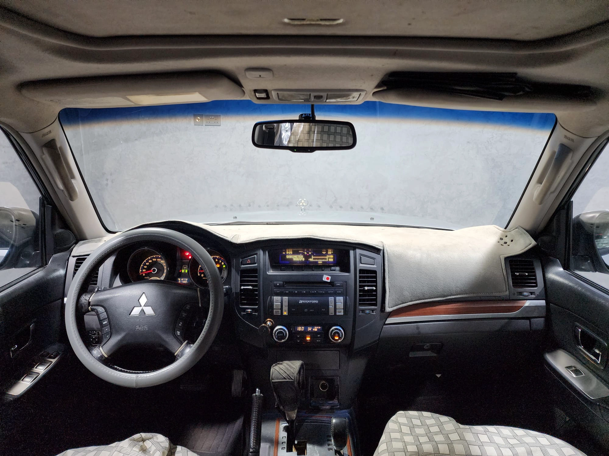 Mitsubishi Pajero 2008 — photo 3 for sale in Qatar