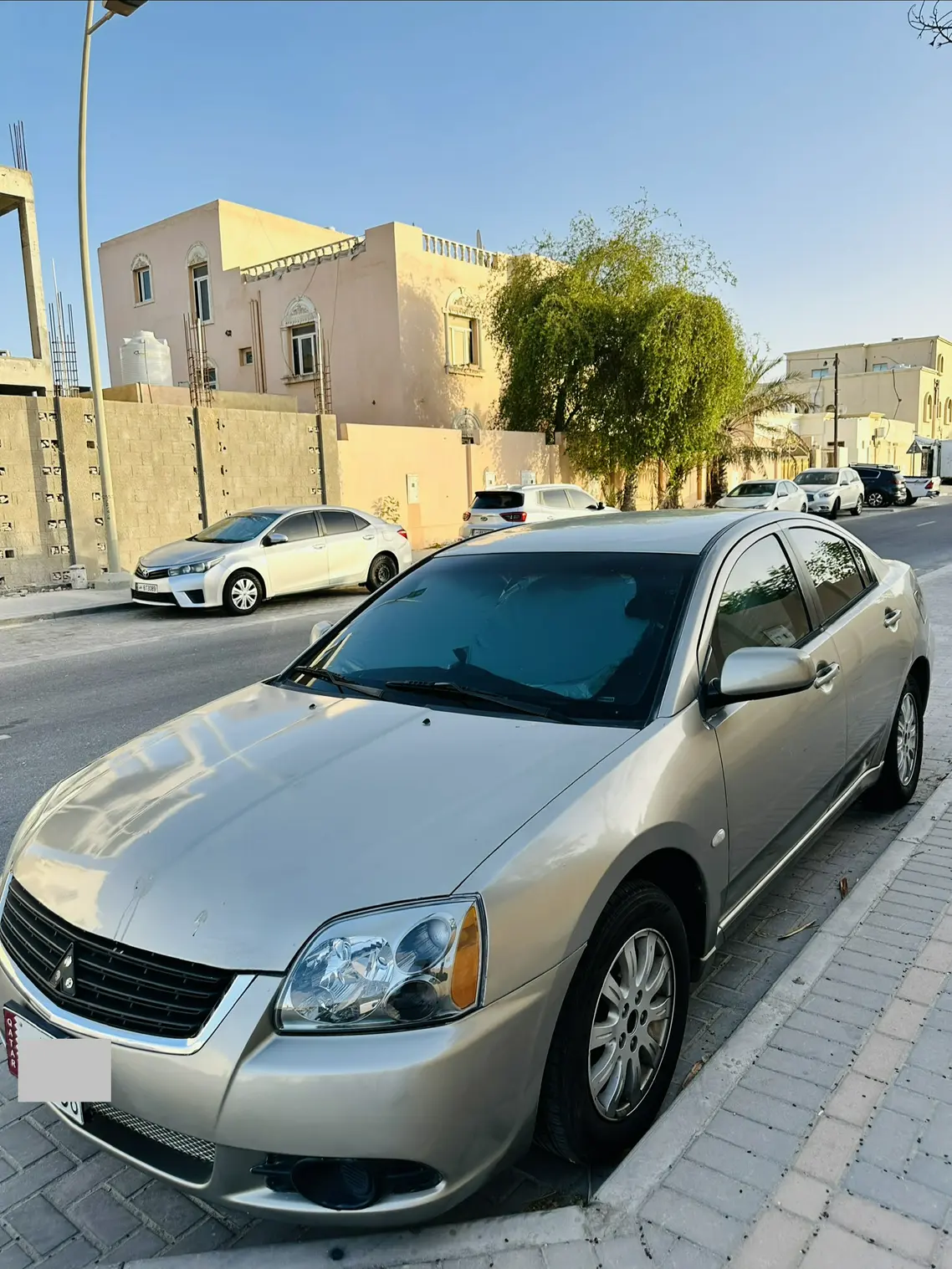Mitsubishi Galant 2010