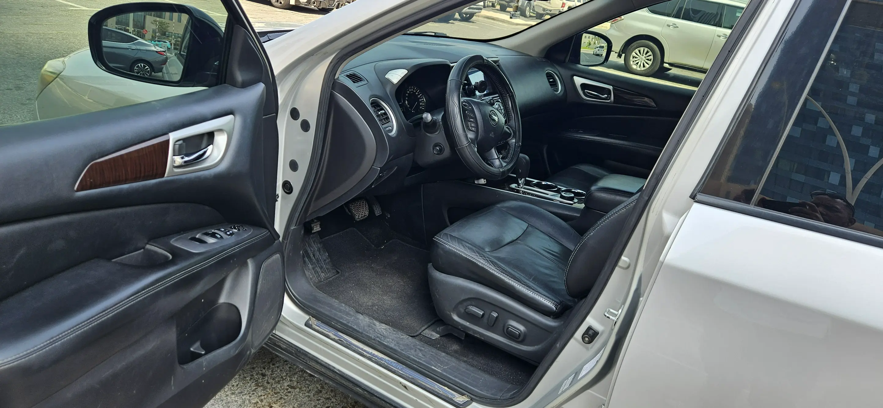 Nissan Pathfinder 2014