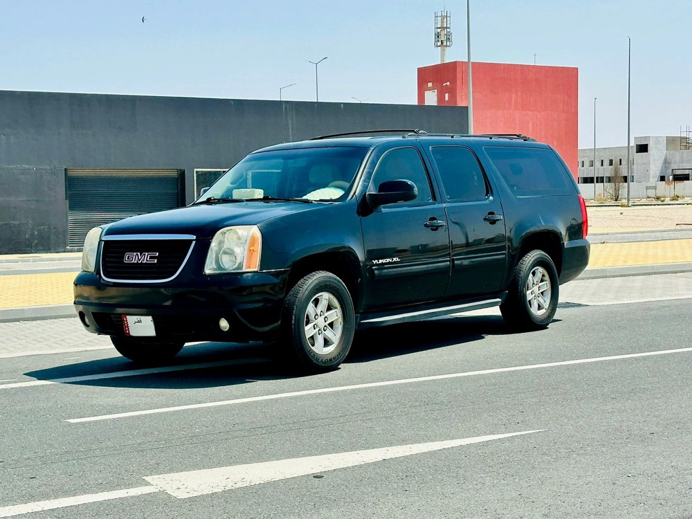 GMC Yukon XL 2011