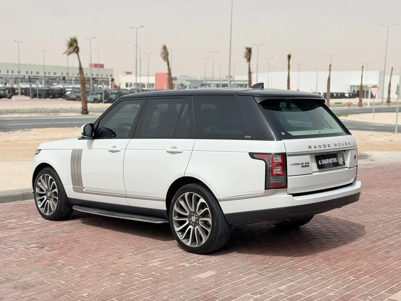Landrover RANGE ROVER 2017 — photo 4 for sale in Qatar
