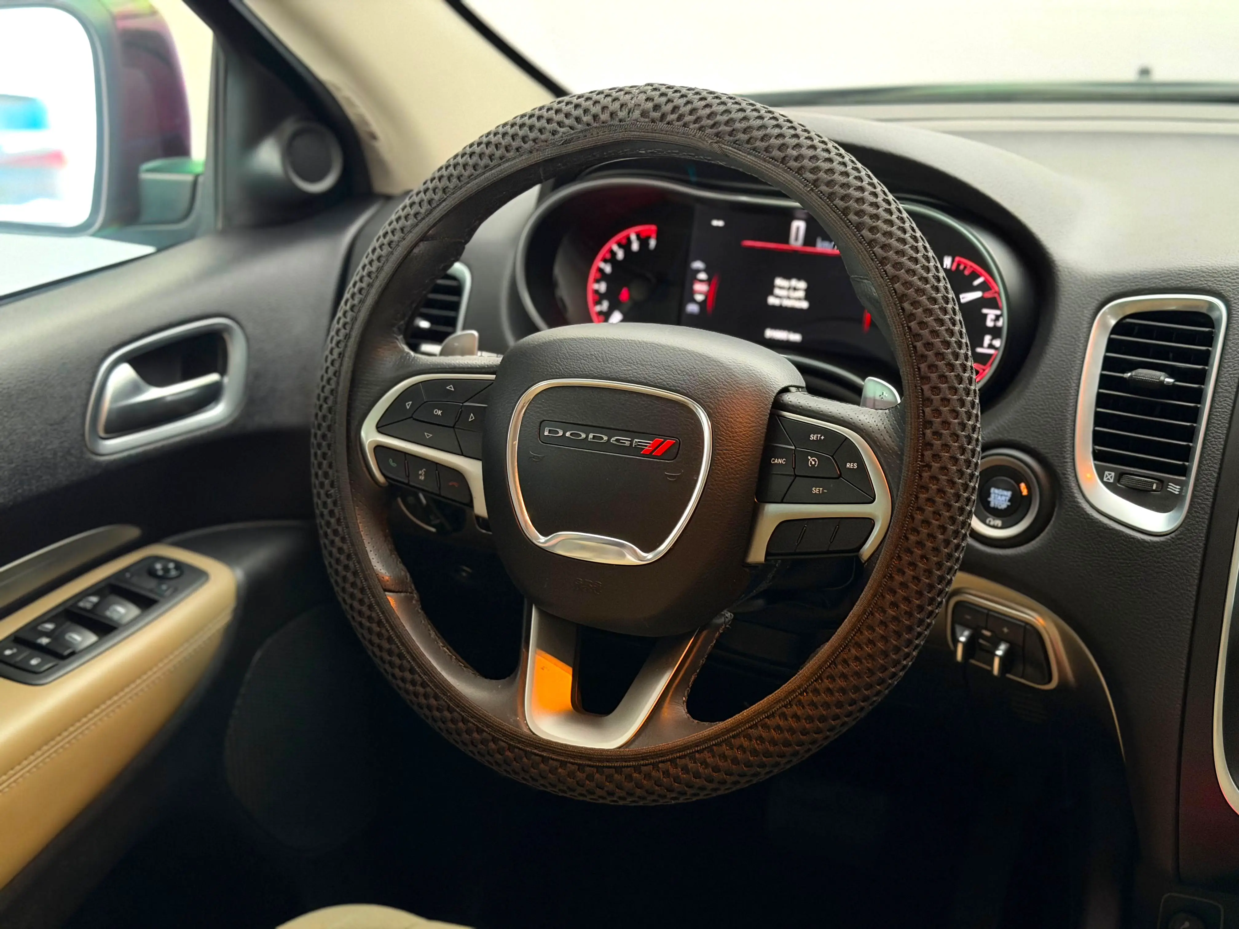 Dodge Durango 2019 — photo 7 for sale in Qatar