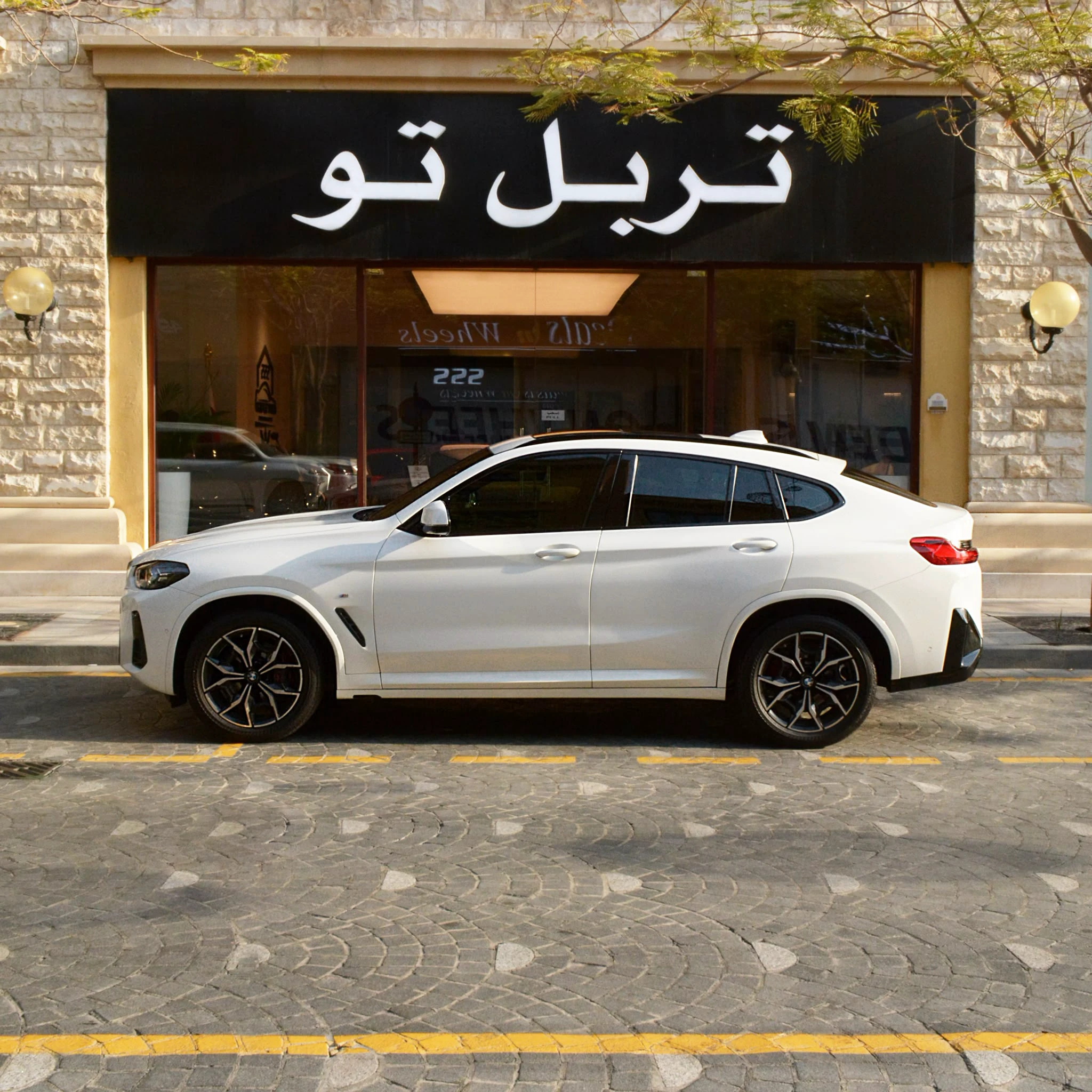 BMW X4 2022 — photo 3 for sale in Qatar