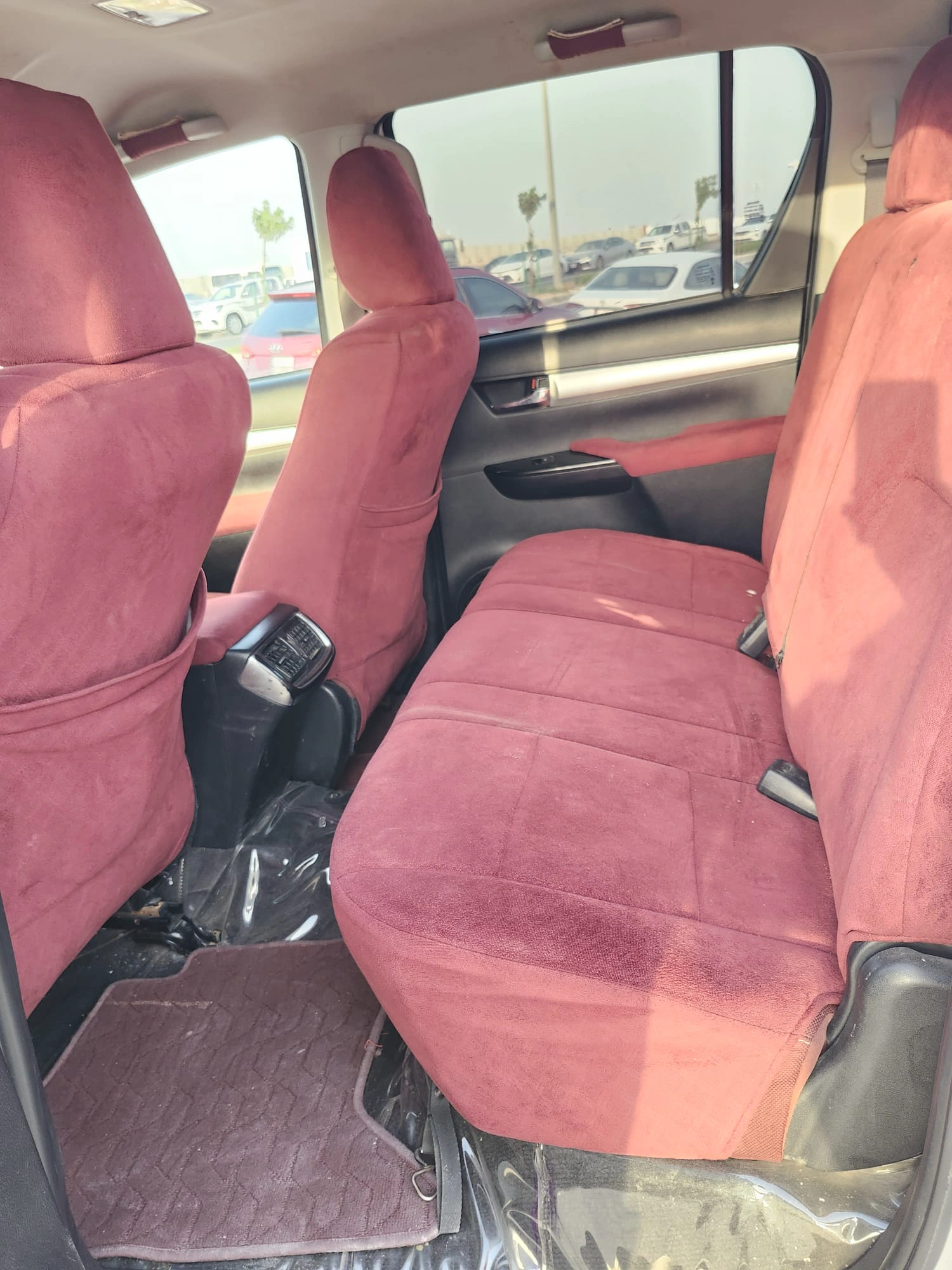 Toyota Hilux 2016 — photo 7 for sale in Qatar
