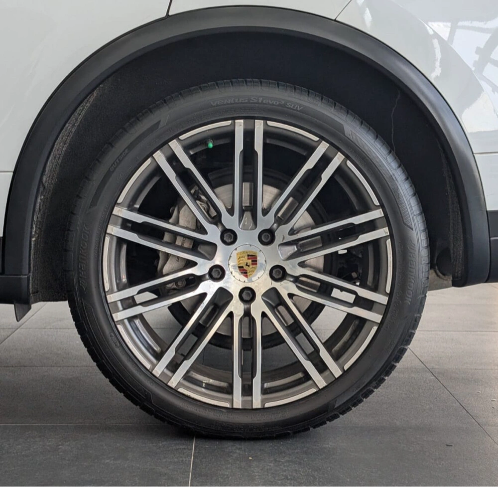 Porsche Cayenne S 2016