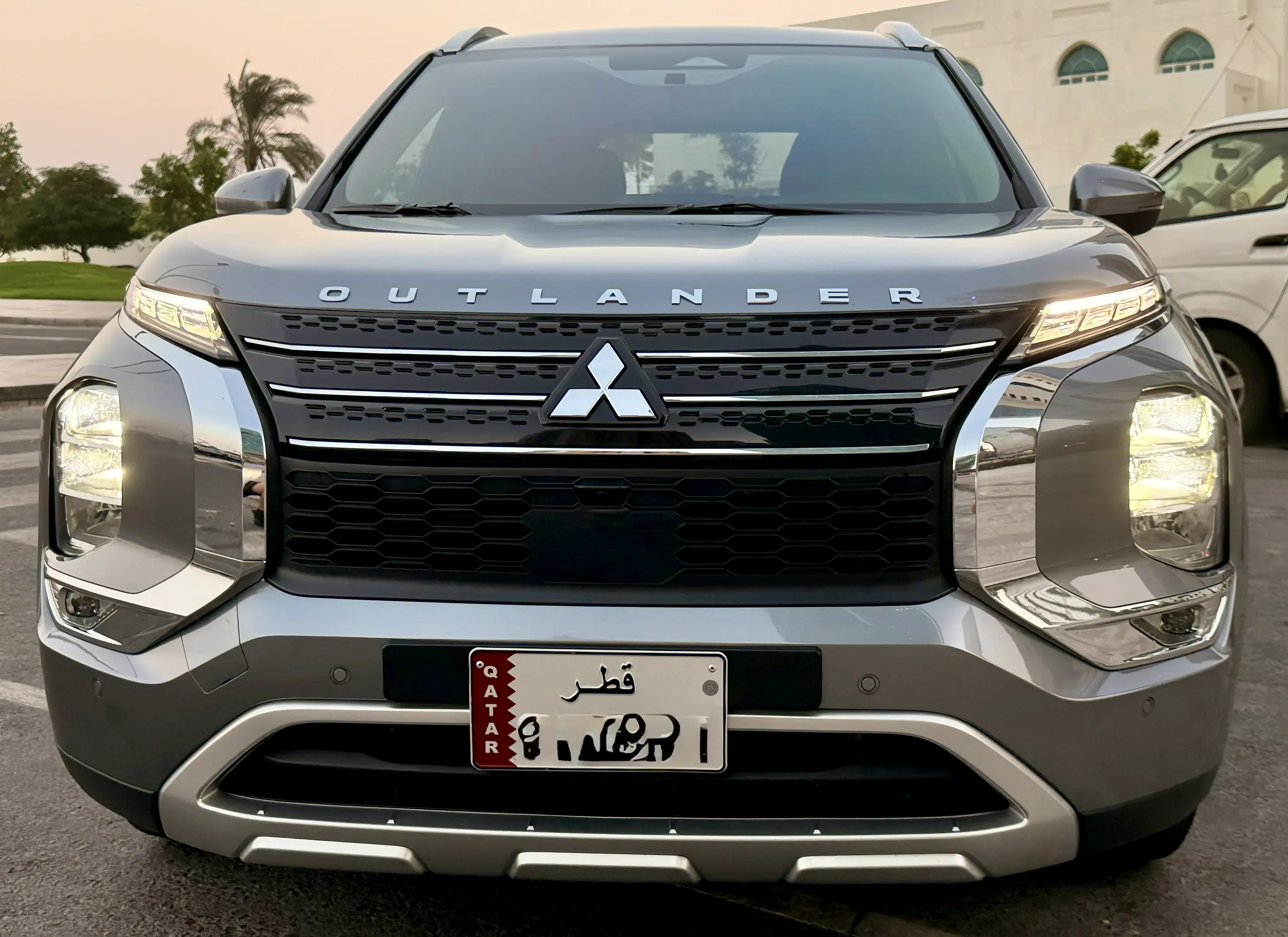 Mitsubishi Outlander HL  2024