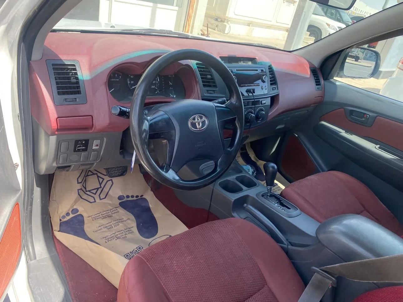 Toyota Hilux 2014 — photo 6 for sale in Qatar