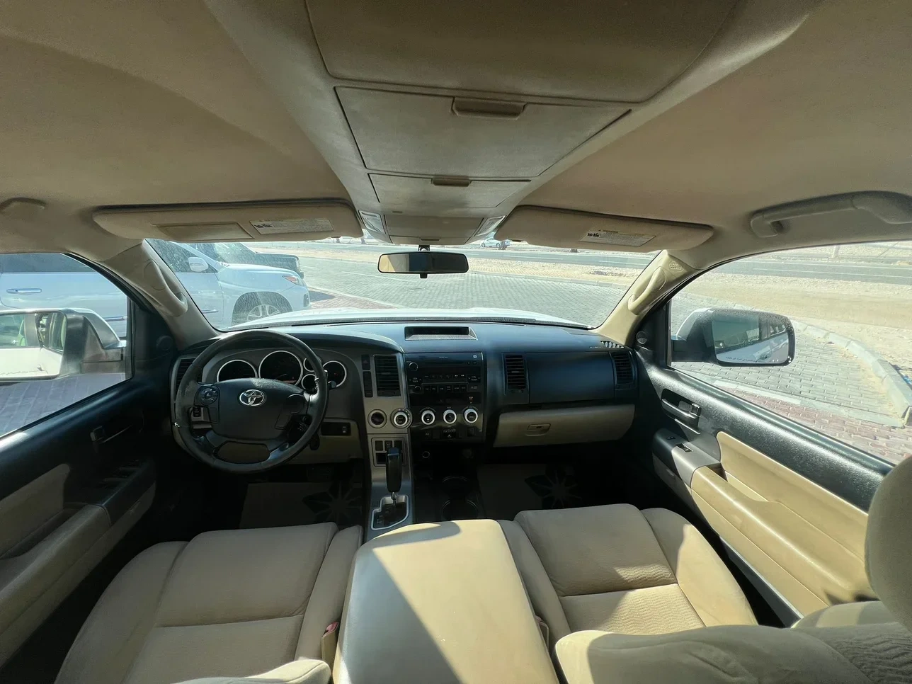 Toyota Sequoia 2013 — photo 8 for sale in Qatar
