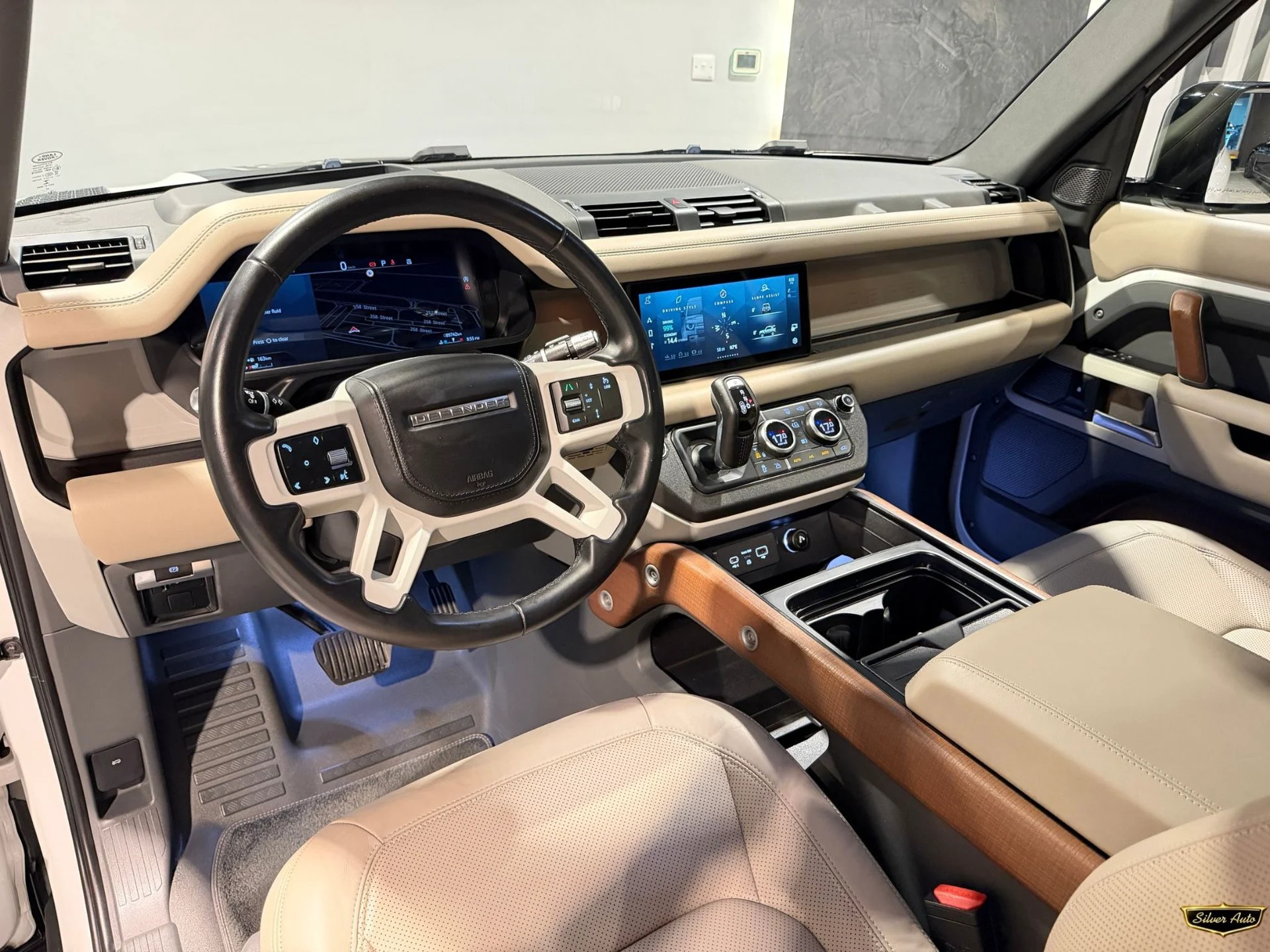 Landrover DEFENDER HSE 2021 — photo 3 for sale in Qatar