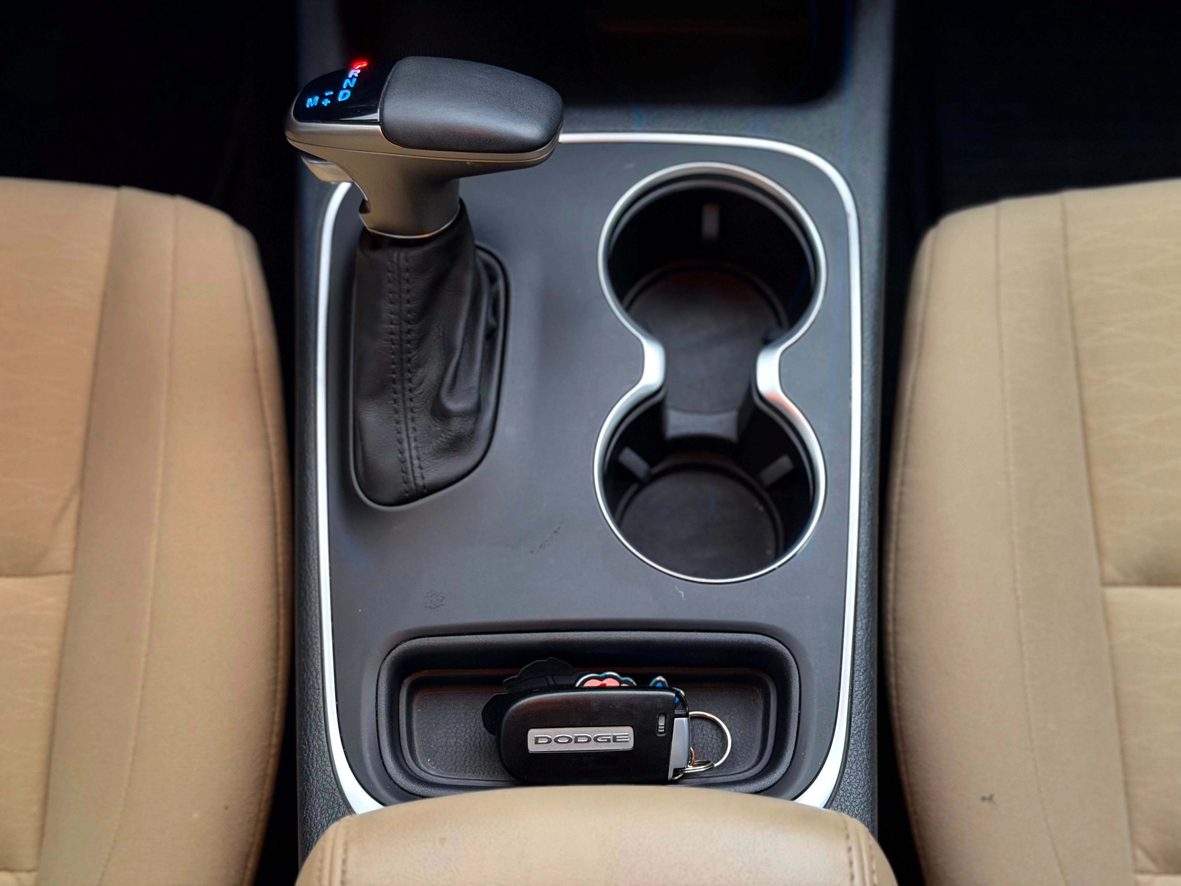 Dodge Durango 2019 — photo 8 for sale in Qatar