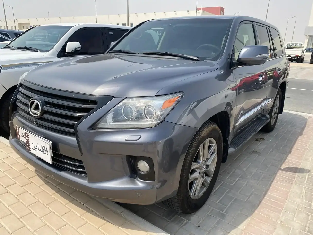 Lexus LX 570 2013