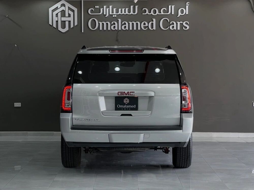 GMC Yukon XL 2016