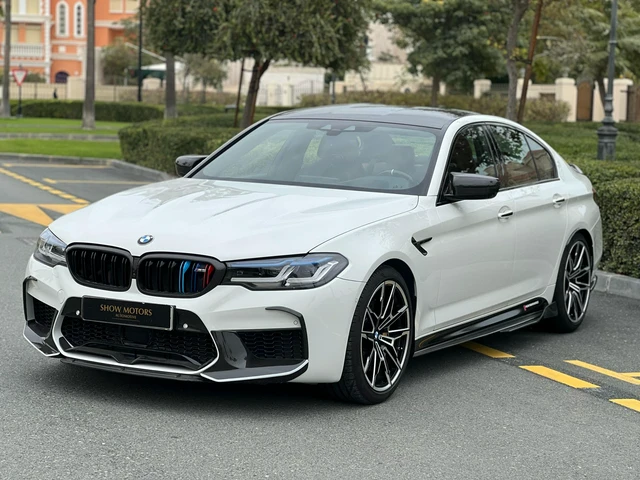 BMW M5 