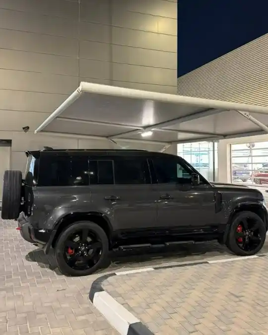 Landrover Defender 2023