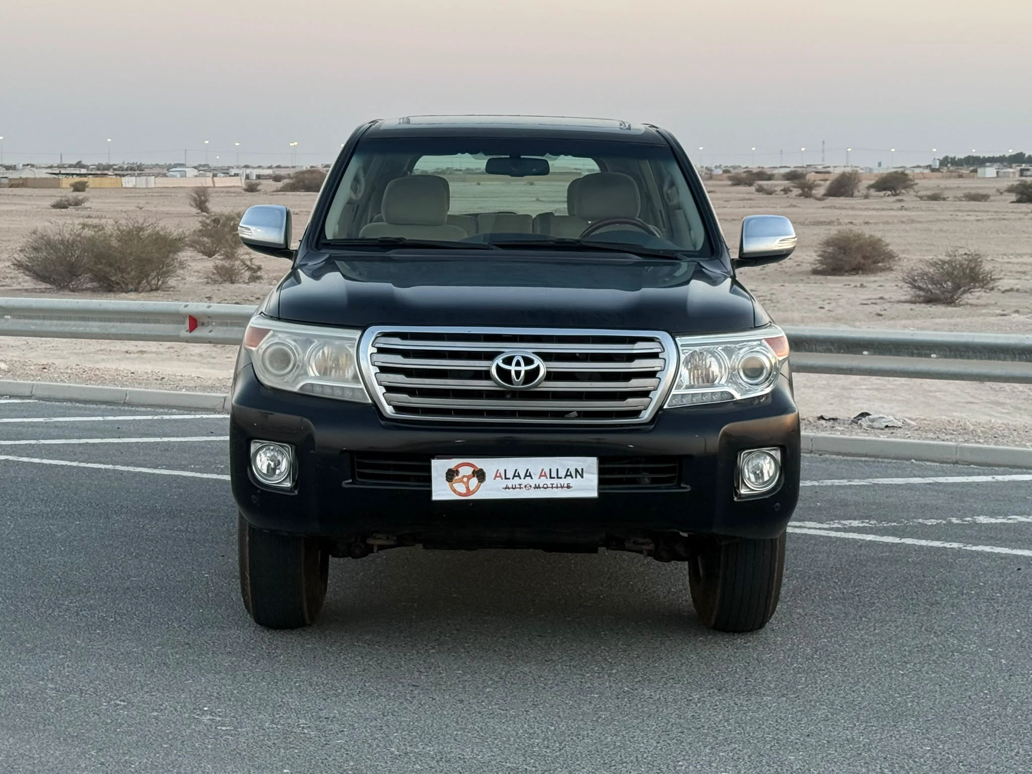 Toyota Land Cruiser VXR 2012 — photo 2 for sale in Qatar