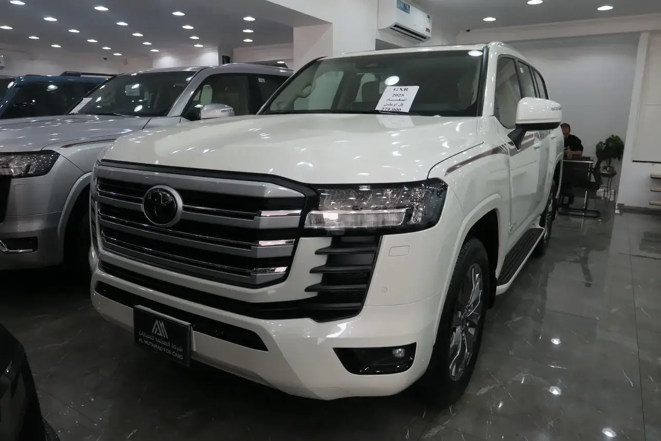 Toyota Land Cruiser GXR 2025