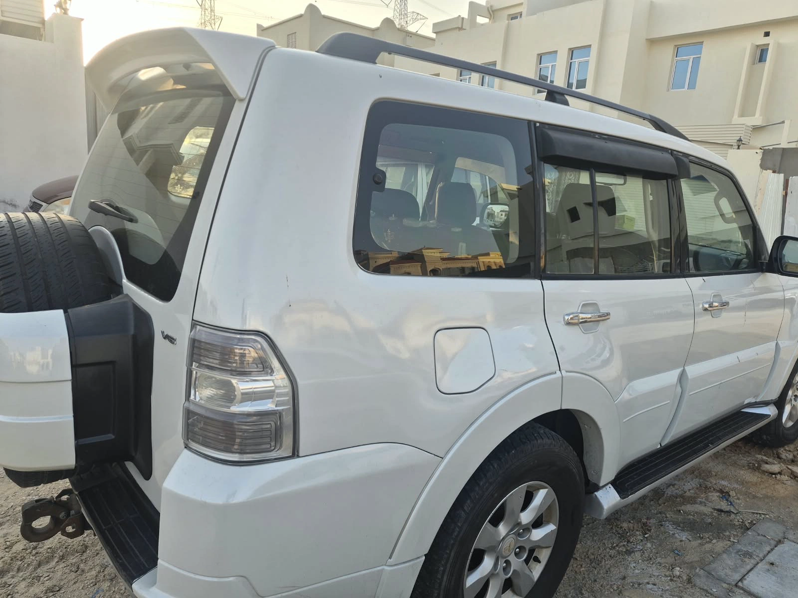 Mitsubishi Pajero GLS 2013