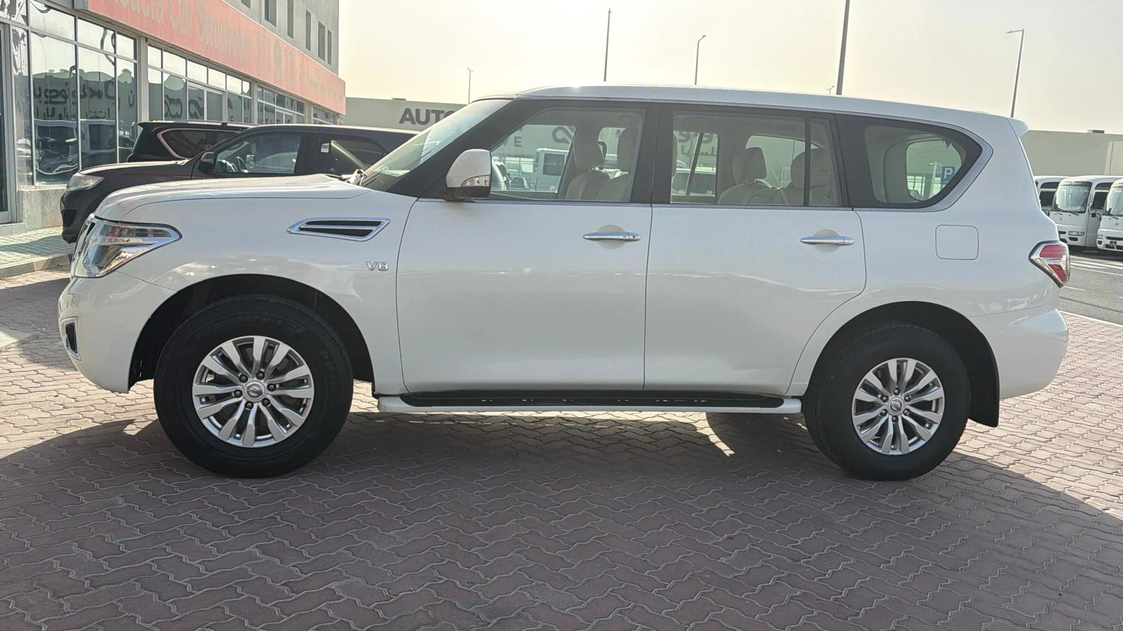Nissan Patrol 2015 — photo 2 for sale in Qatar