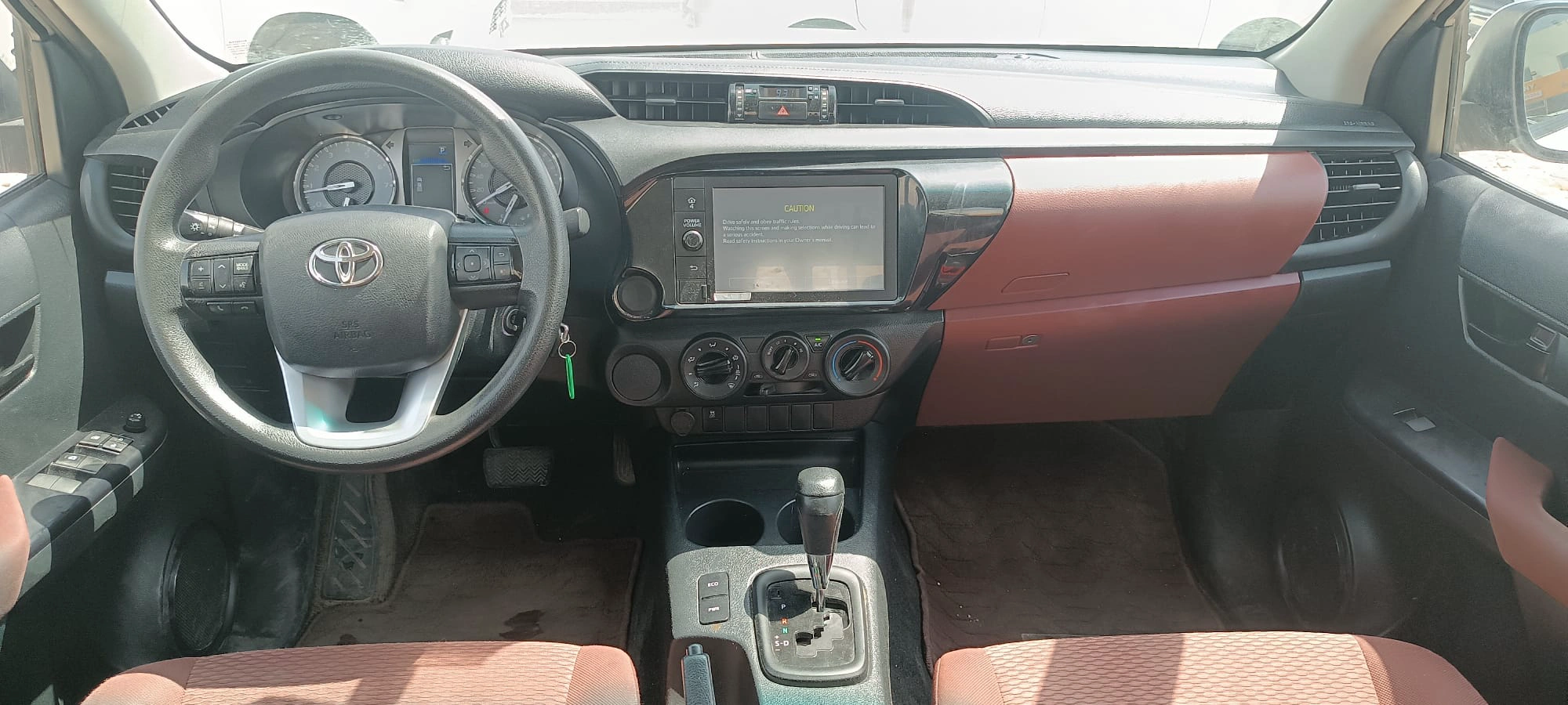Toyota Hilux 2022 — photo 9 for sale in Qatar