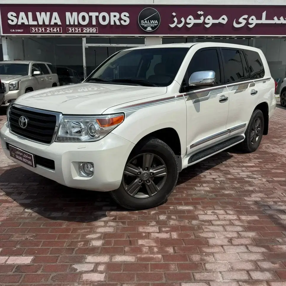 Toyota Land Cruiser GXR 2012