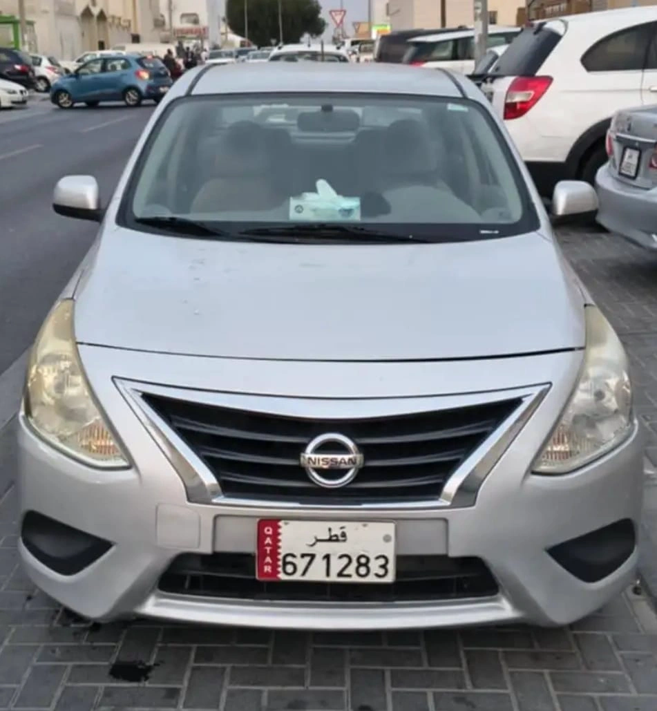 Nissan Sunny 2015