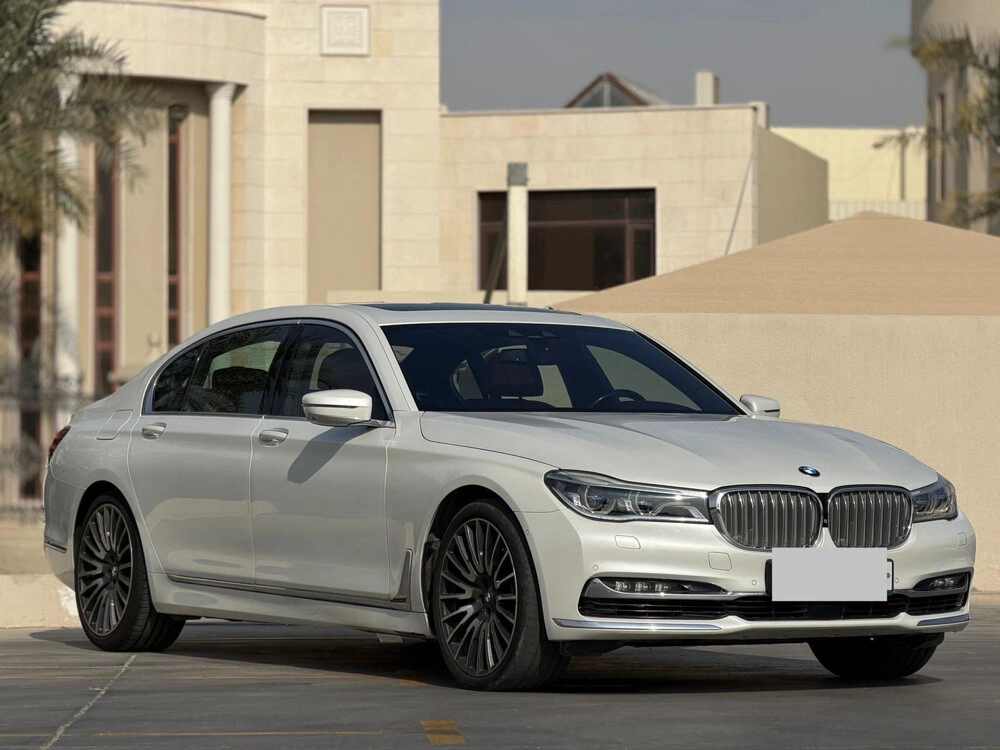 BMW 750Li 2016