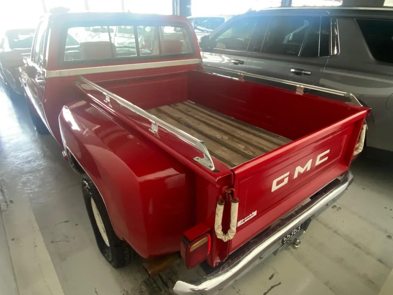 GMC Sierra 1985 — photo 3 for sale in Qatar