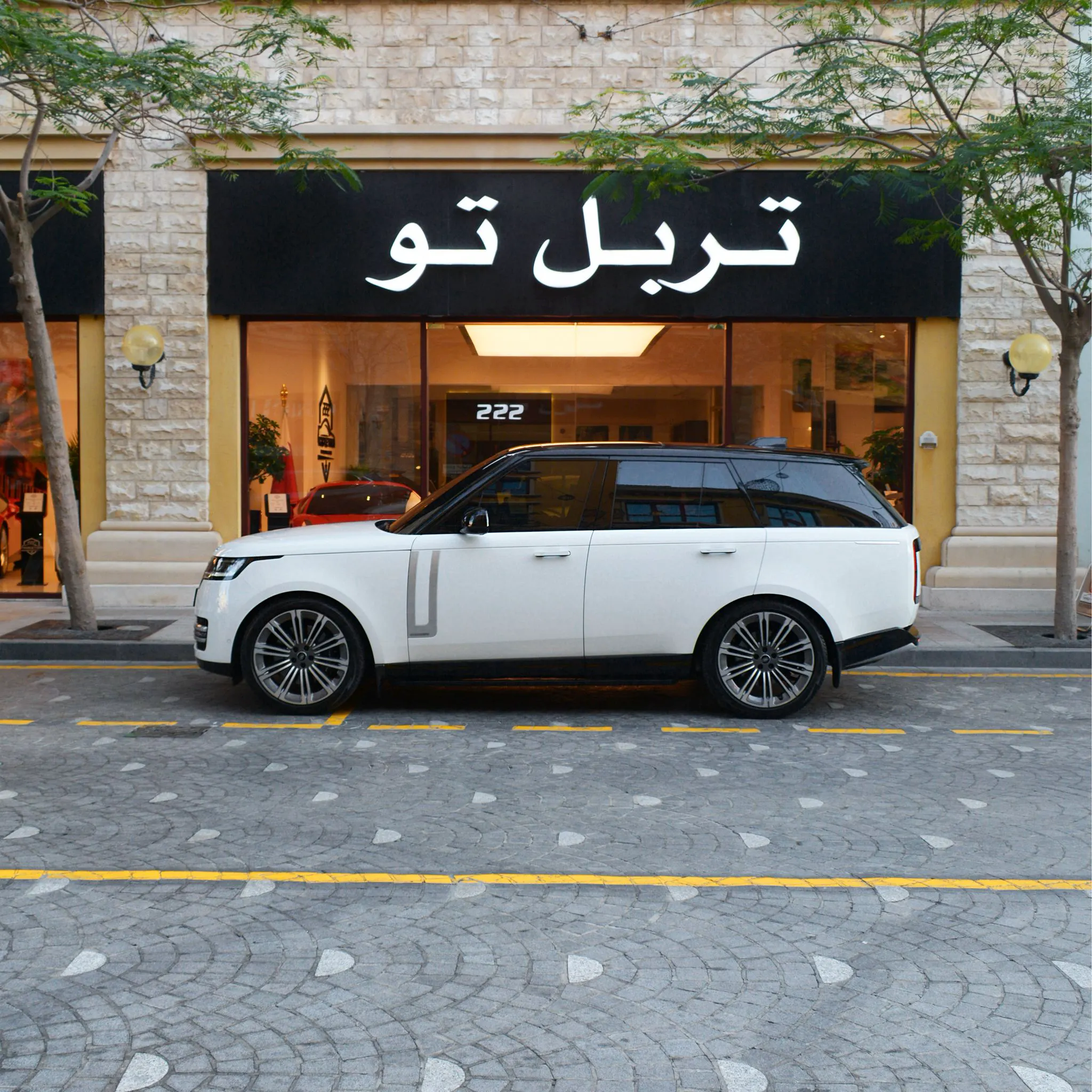 Range Rover Autobiography 2024