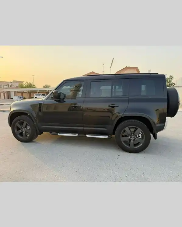 Landrover Defender 2025
