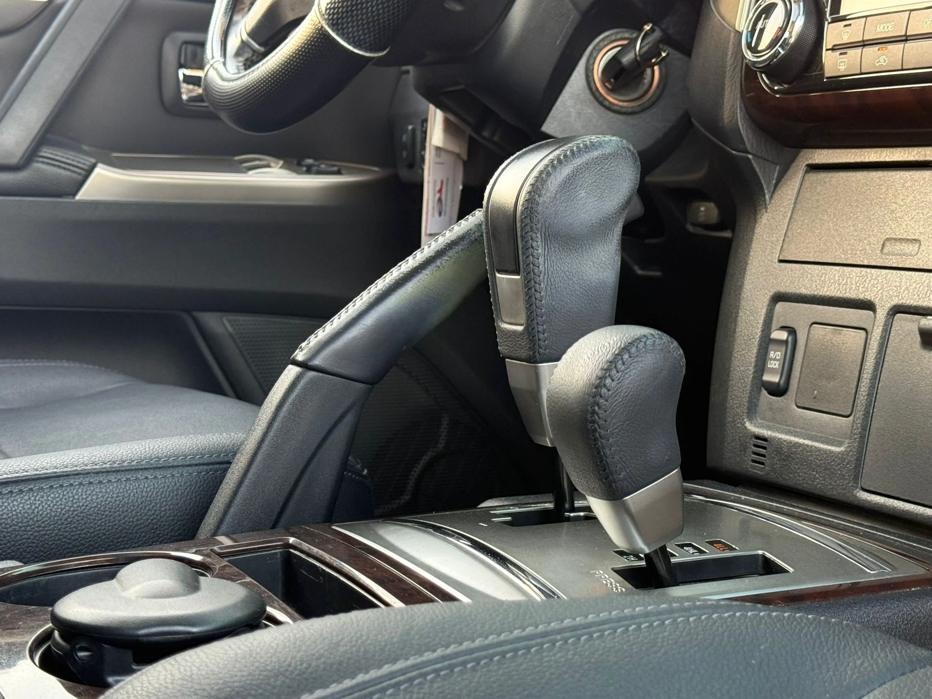 Mitsubishi Pajero 2016 — photo 2 for sale in Qatar