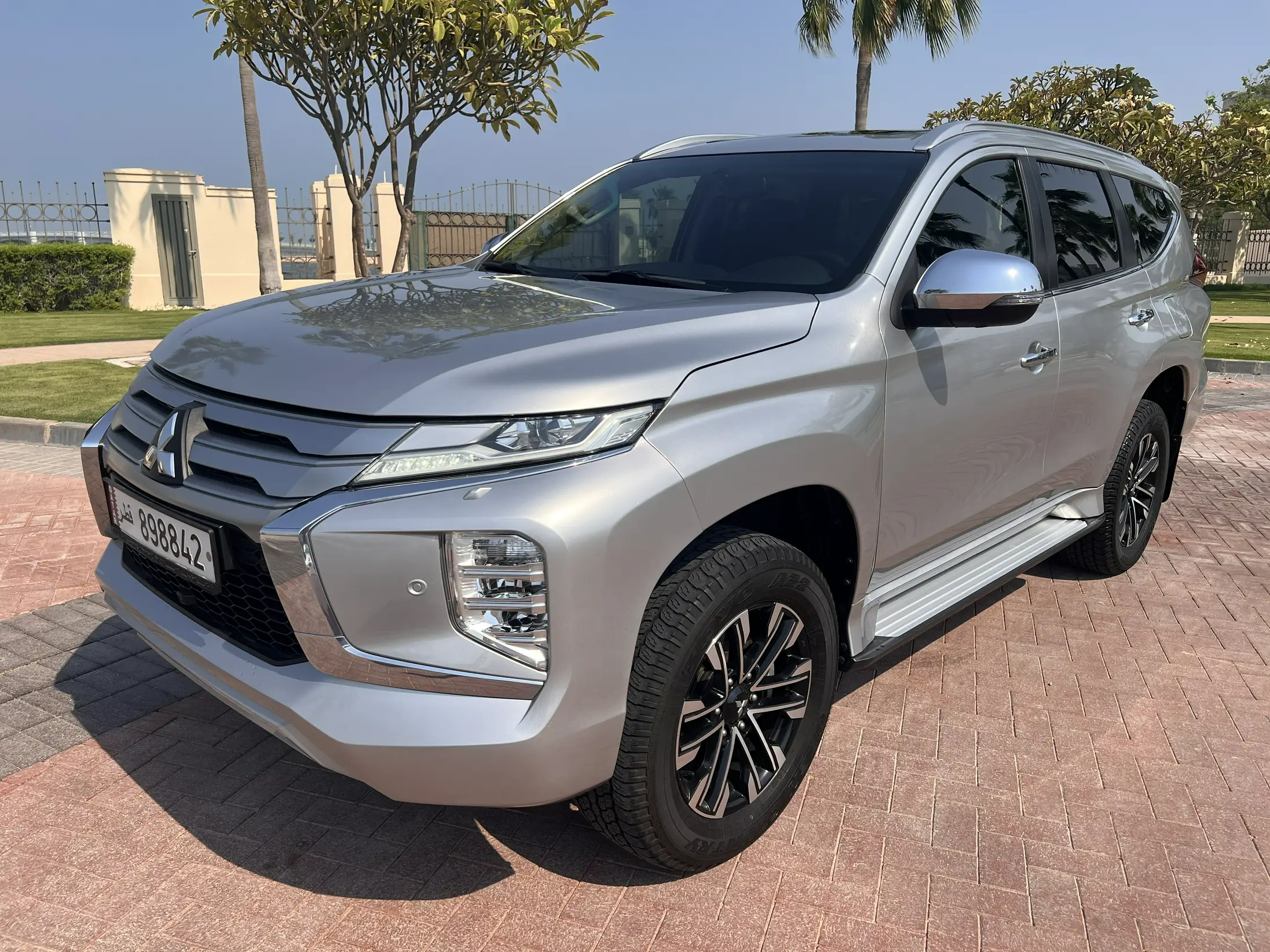 Mitsubishi Montero Sport high Line 2023