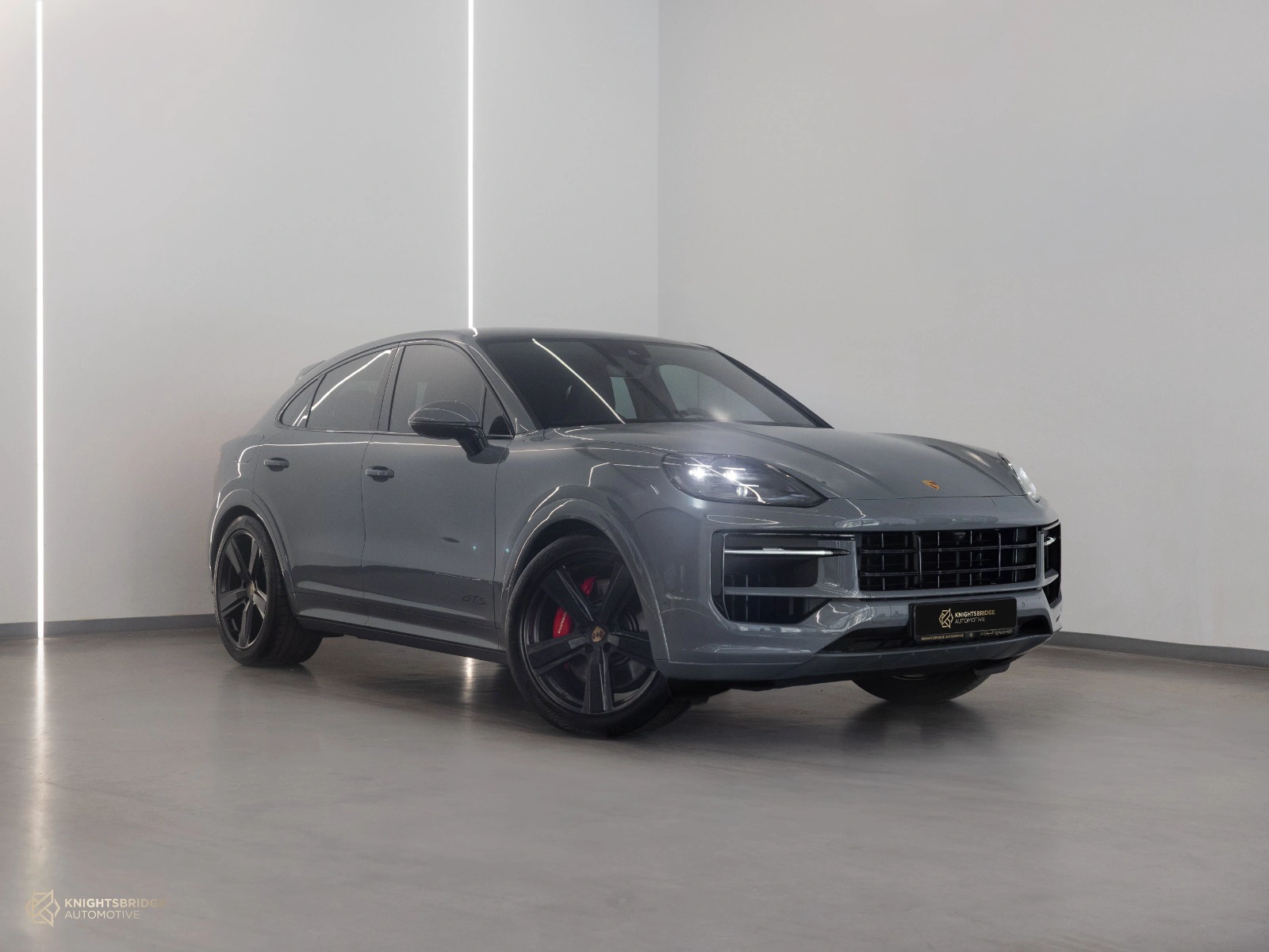 Porsche Cayenne GTS 2025