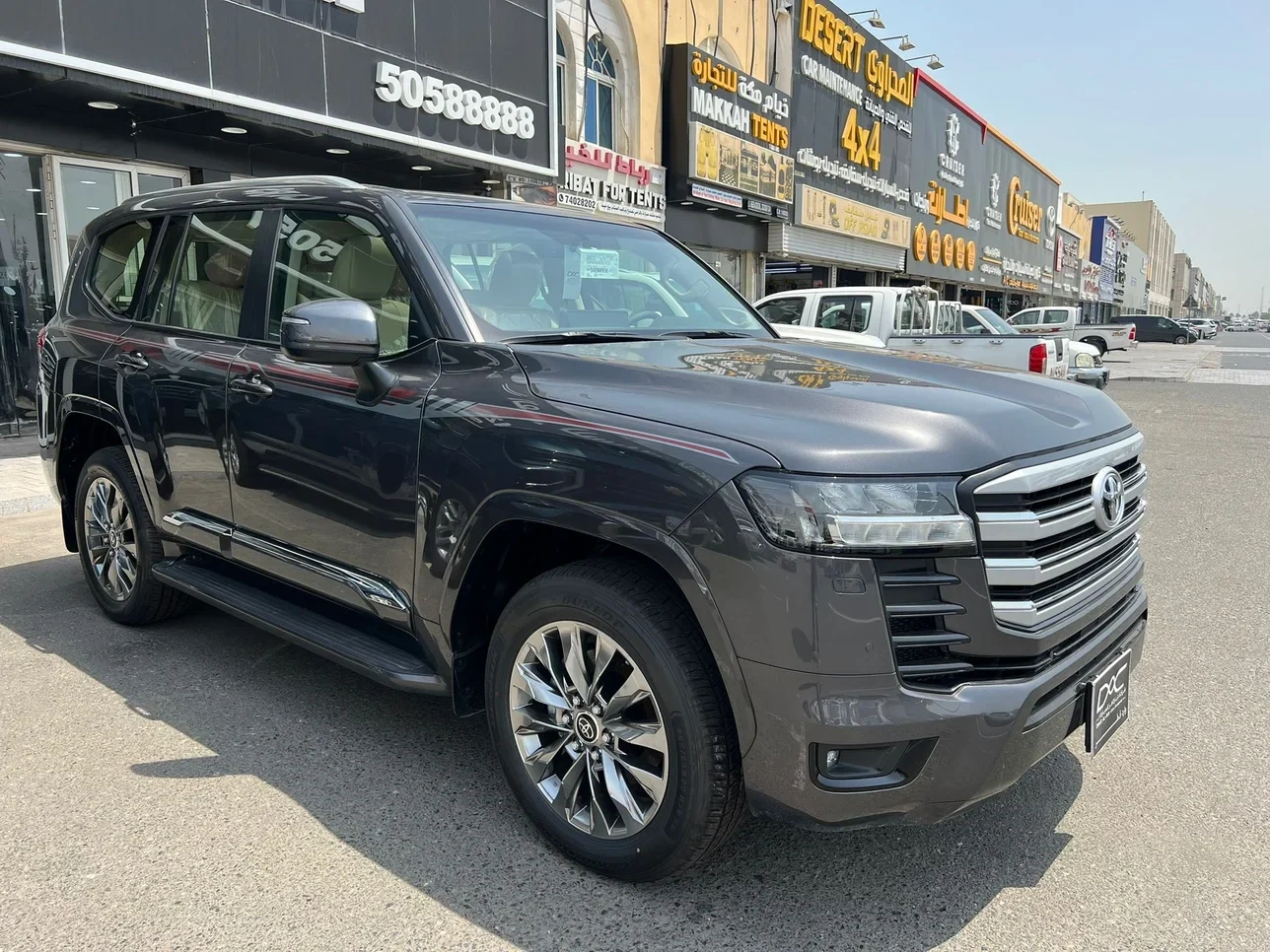 Toyota Land Cruiser GXR 2025