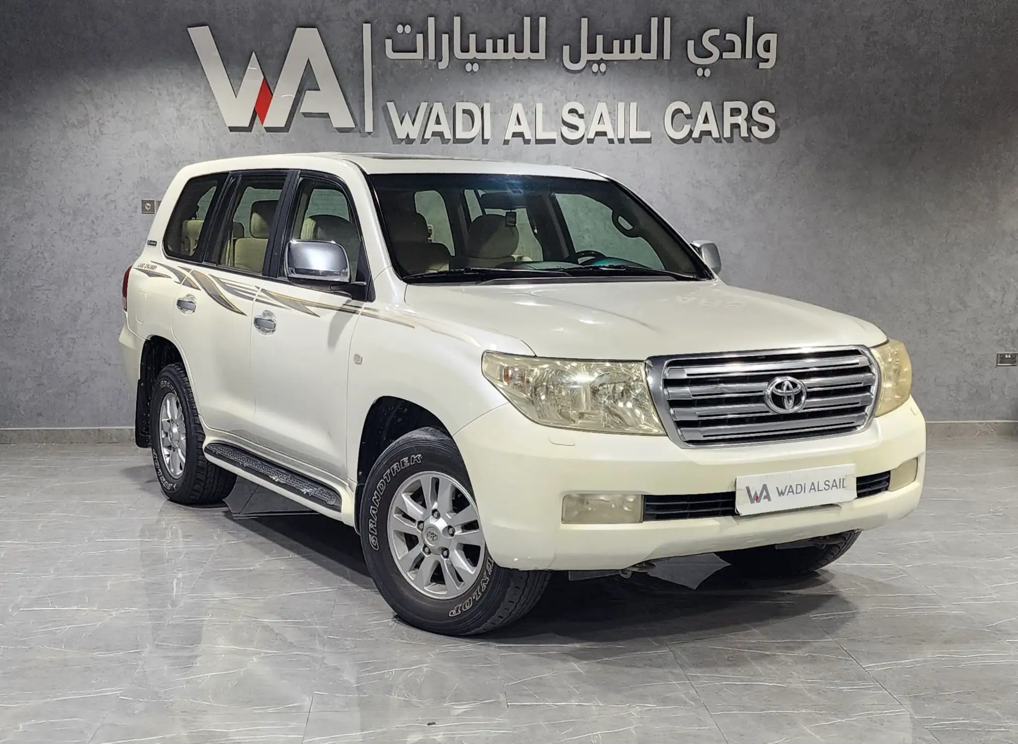 Toyota Land Cruiser GXR 2011