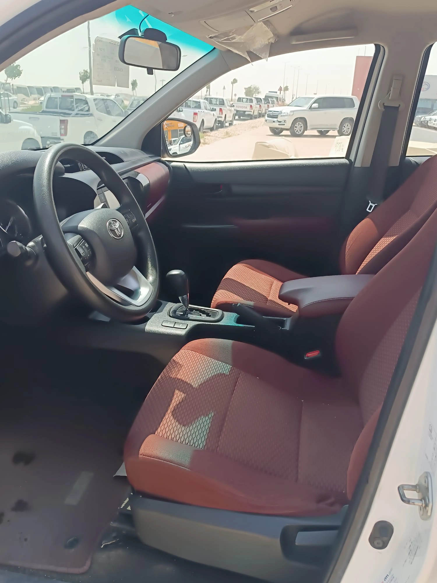Toyota Hilux 2022 — photo 8 for sale in Qatar