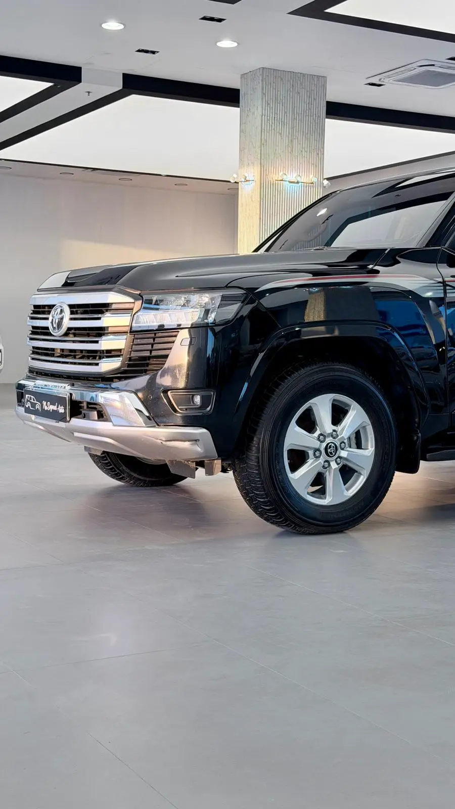 Toyota Land Cruiser GXR 2023