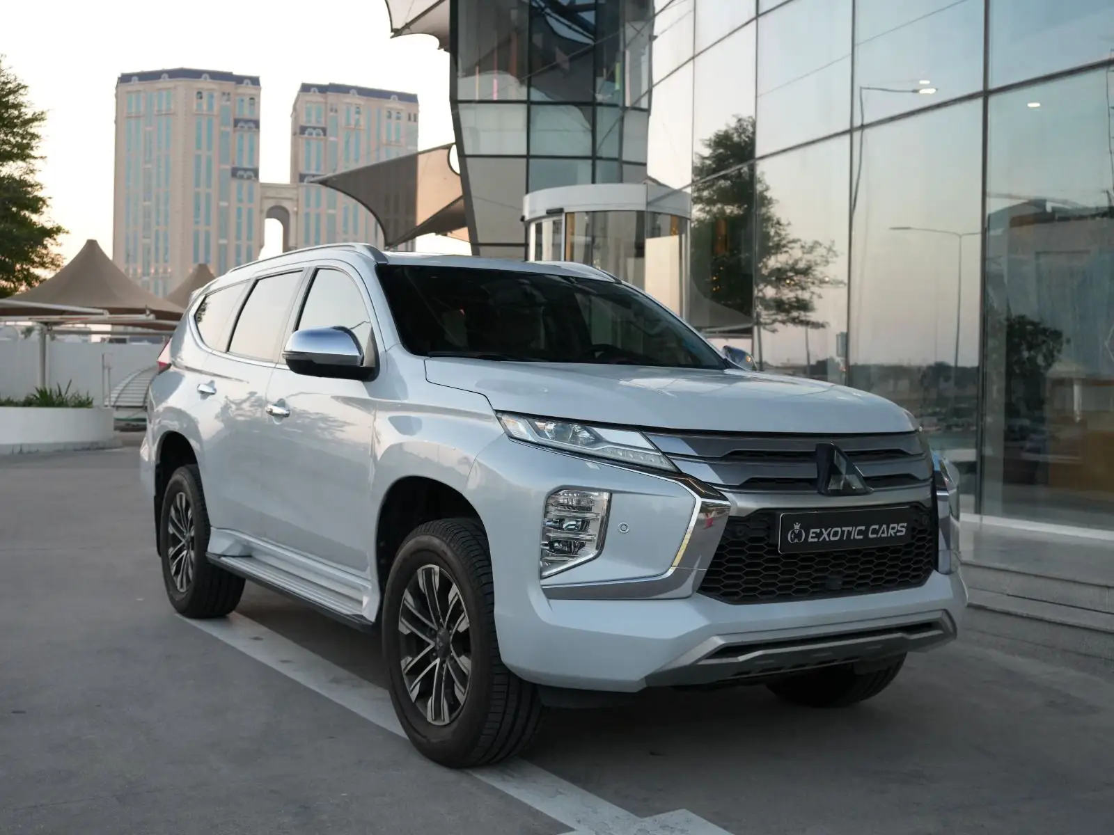 Mitsubishi Montero Sports 2020