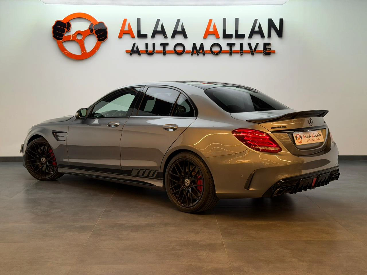 Mercedes C63 AMG 2015 — photo 6 for sale in Qatar