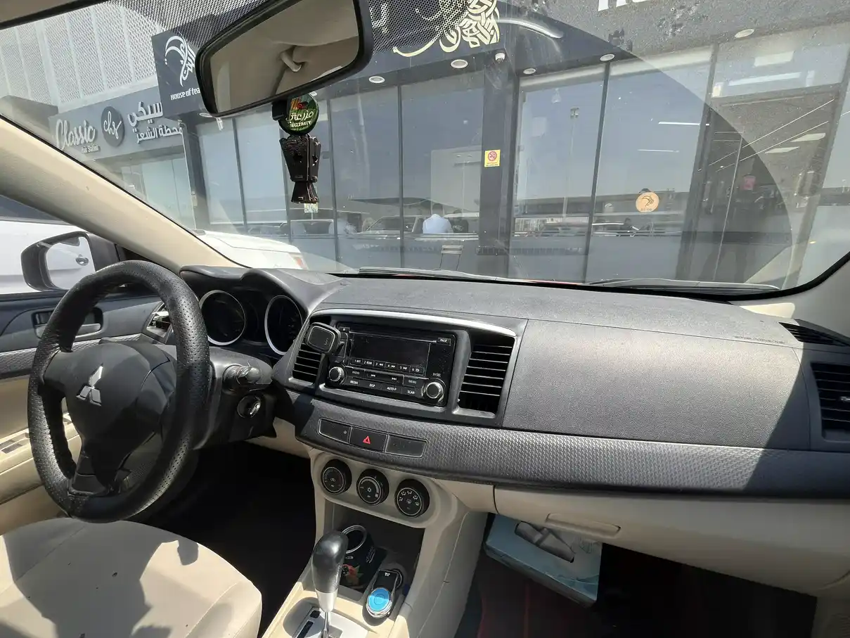 Mitsubishi Lancer Ex 2015