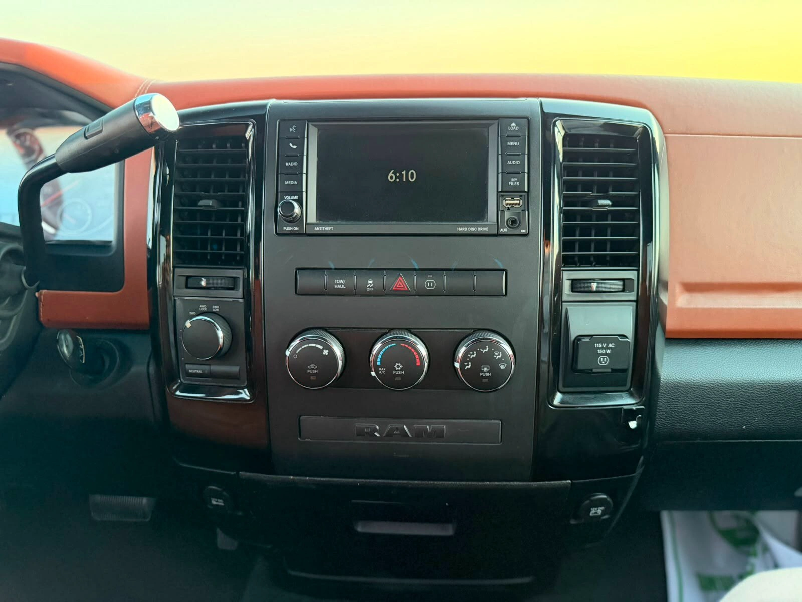 Dodge RAM 2012 — photo 14 for sale in Qatar