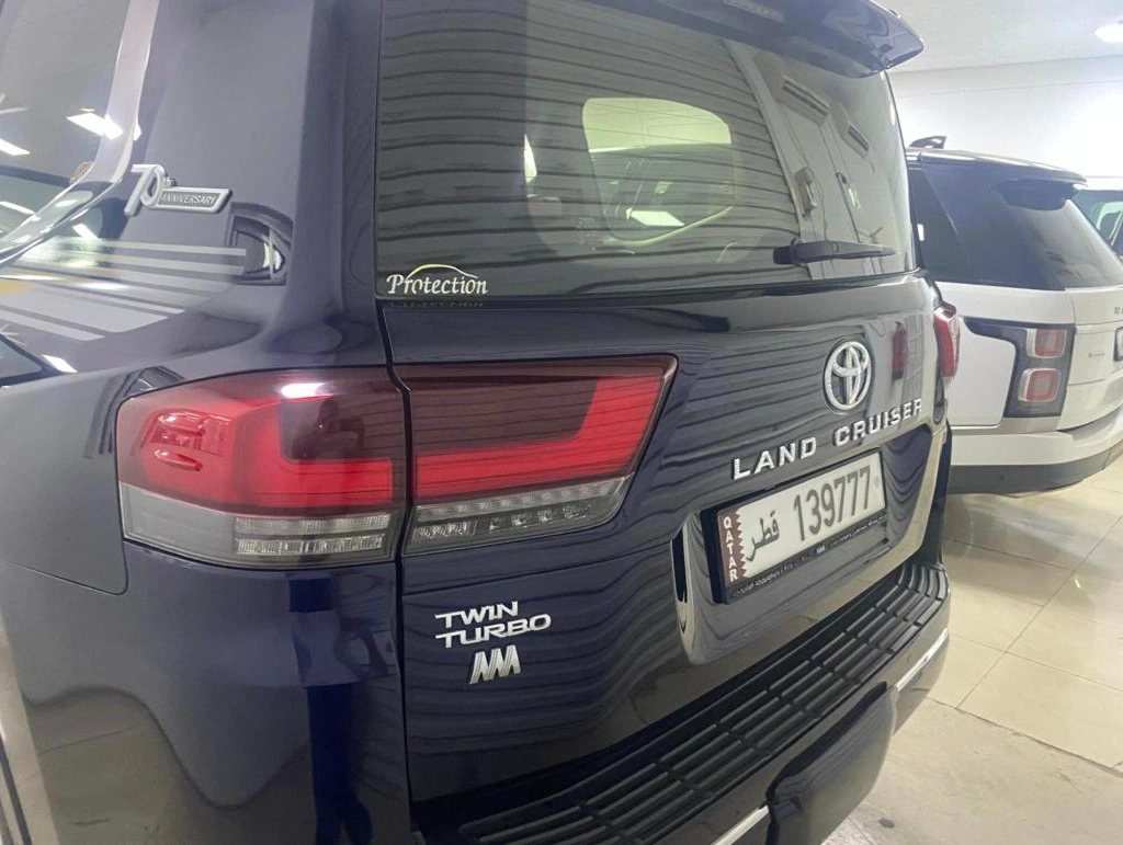 Toyota Land Cruiser VXR 2022
