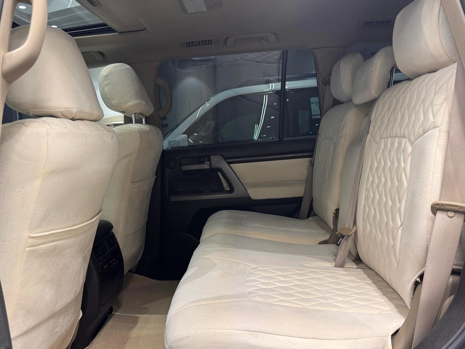 Toyota Land Cruiser VXR 2010 — photo 8 for sale in Qatar