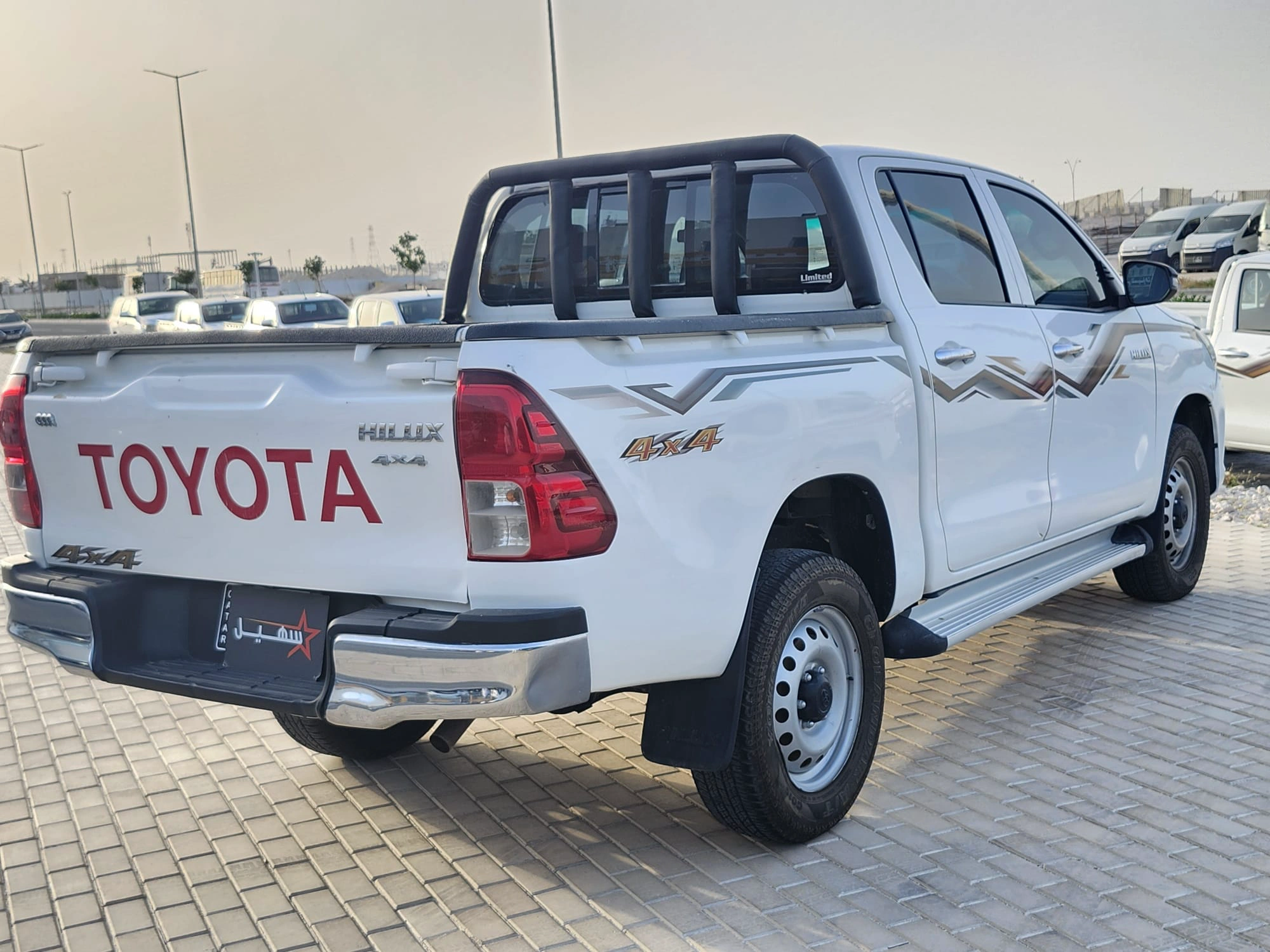 Toyota Hilux 2024 — photo 2 for sale in Qatar