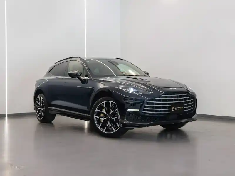 Aston Martin DBX 2023