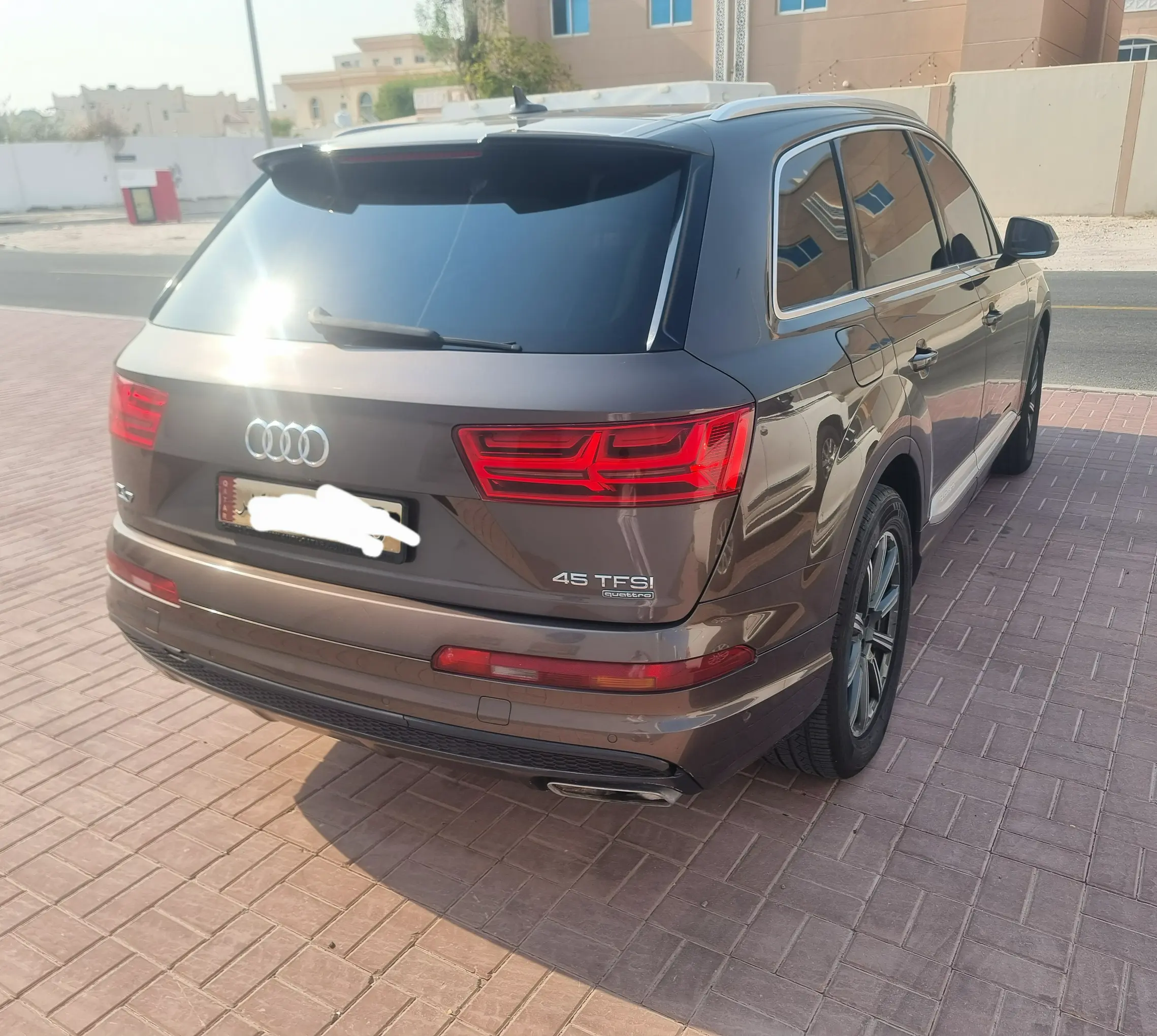 Audi Q7 اس لاين  2016