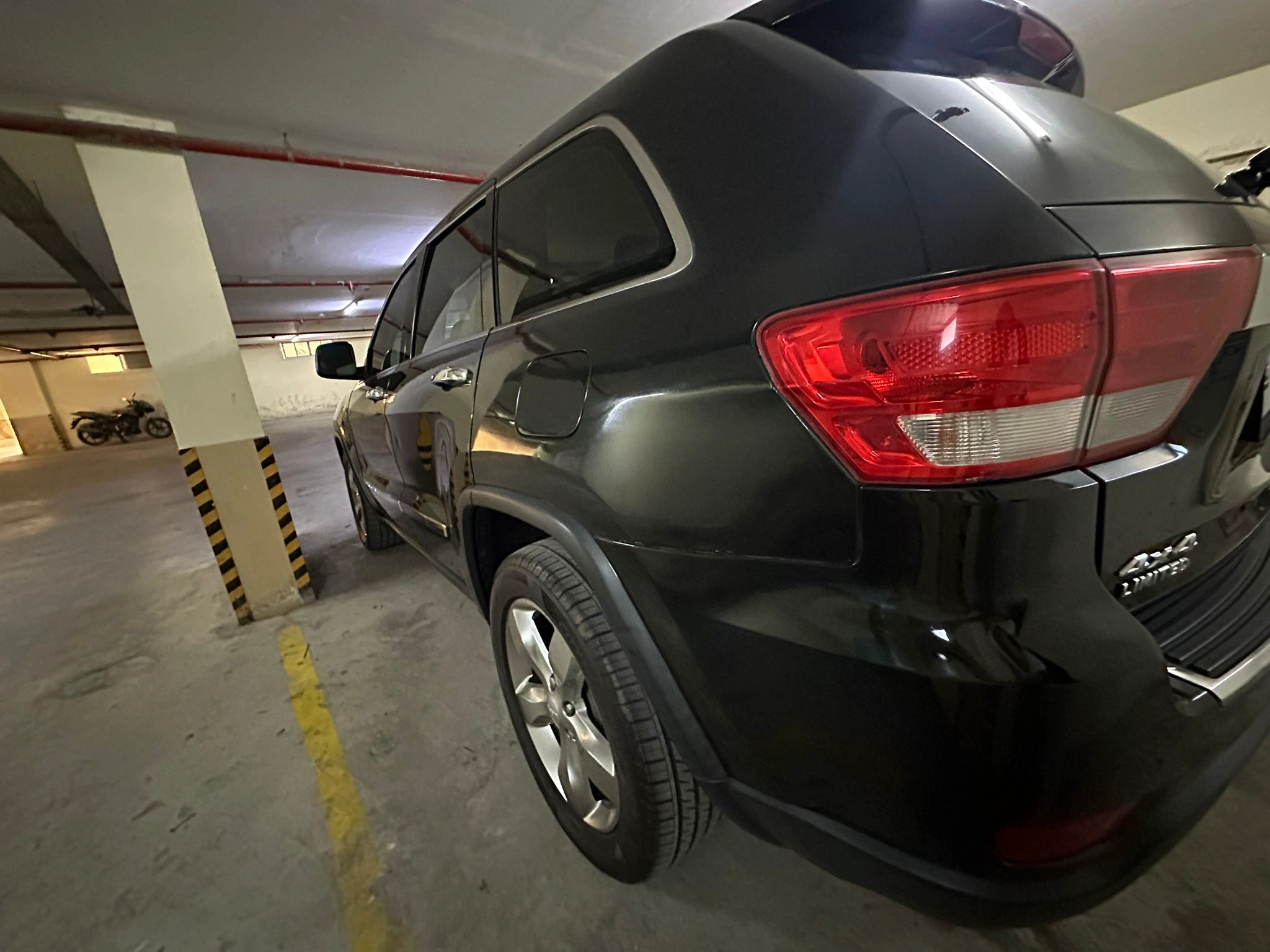 Jeep Grand Cherokee Limited 2012 for sale in Qatar | QIC Car Market