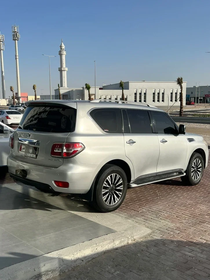 Nissan Patrol 2014 — photo 4 for sale in Qatar